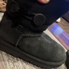 UGG Kids Bailey Button Short Black Suede Sheepskin Boots Youth Size 12(1017400T)