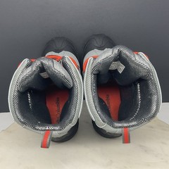 Columbia Bugaboot Plus IV Snow Boots Youth Size 3 Omni Heat 400g Gray BY5955-036