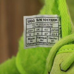 UGG Neumel II Ankle Boot Grinch Lime Green 1017320K Big Kids Size 5 / Women 6.5