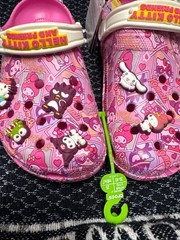 crocs hello kitty and friends Sanrio limited edition c13.