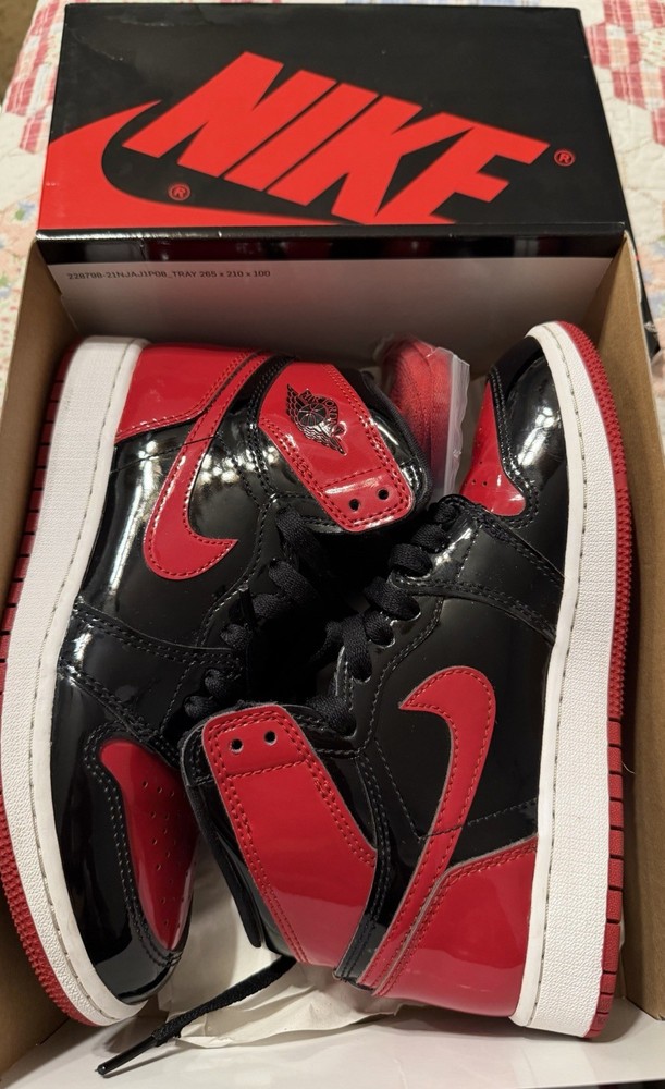 Air Jordan 1 Retro High OG Black/Varsity Red-White Size 4.5