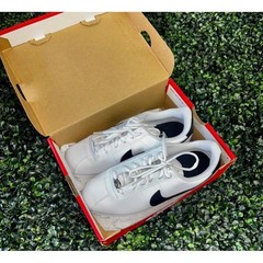 Nike Cortez Basic White Black Sneakers Youth Size 6.5Y Mens 6.5 Womens 8