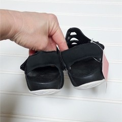 NWT Nike Sunray Protect 3 Sandals