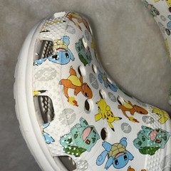 Kids Limited Edition Crocs Classic Pokémon White/Multicolor Clogs Size J 4
