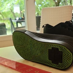 Heelys Pro 20 Minecraft Creeper Low Top Wheeled Sneakers Black/Green Youth 5