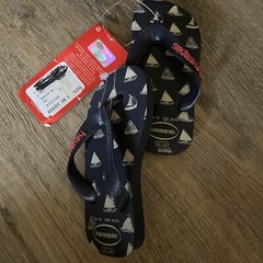 Havaianas Kids Toddler Flip Flop Size US 9/ EU 25/26 Sailboat Blue & White NWT