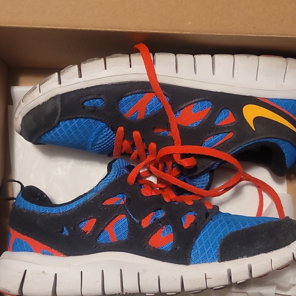 Nike Unisex Kids Athletic Mesh Lace-Up Sneakers Blue/Black/Red Logo