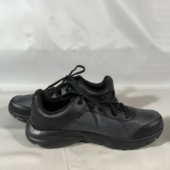 Under Armour Assert 8 Ufm Syn Sneaker 6.5Y Black Unisex-Child Grade School n