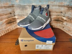 Champion Junior Rally PRO Graphite (Gray) Size 7Y CM100019Y pre-owned Great cond