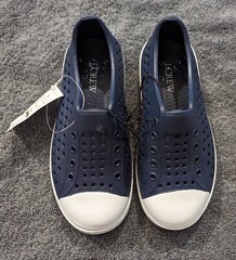 NWT J.Crew Crewcuts Kid’s Size 10 Blue Waterproof Sneakers Breathable BF515 4869