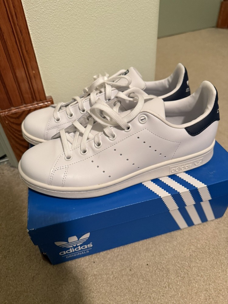 Adidas Stan Smith J Size 6.5