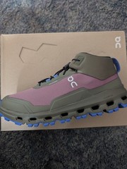On Cloud Cloud Hero Mid Waterproof 4y Brand New In The Box!!