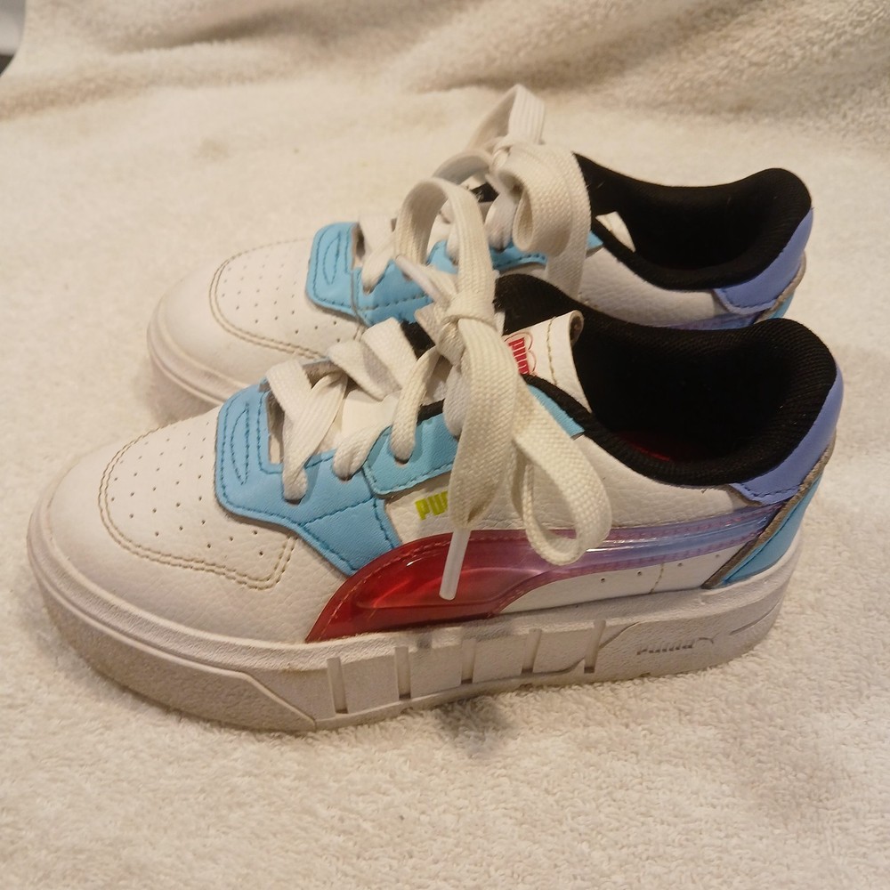 Puma Children’s Sneakers Size 11 EXCELLENT