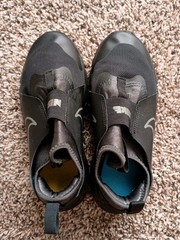 Nike Flex Runner 2 Youth Size 4.5 Y Black Athletic Shoes Sneakers DJ6038-001