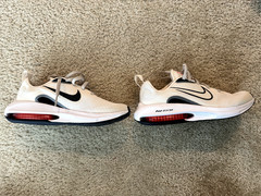 Size 5.5Y- Nike (GS) Air Zoom Arcadia 2 Cream
