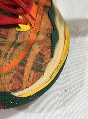 Nike Kyrie Infinity 1 Size 5Y World 1 People DD0334-800 Orange Kids Shoes
