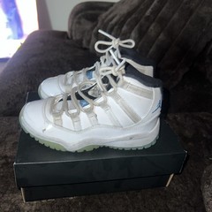 Jordan 11 Columbia Size 11c