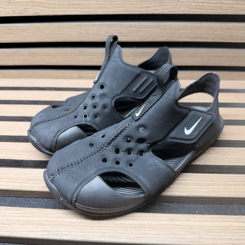 Nike Sunray Protect 2 Black Lightweight Closed Toe Sandal Youth Size 13