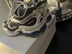 Kids Saucony Omni 9 Size 12c