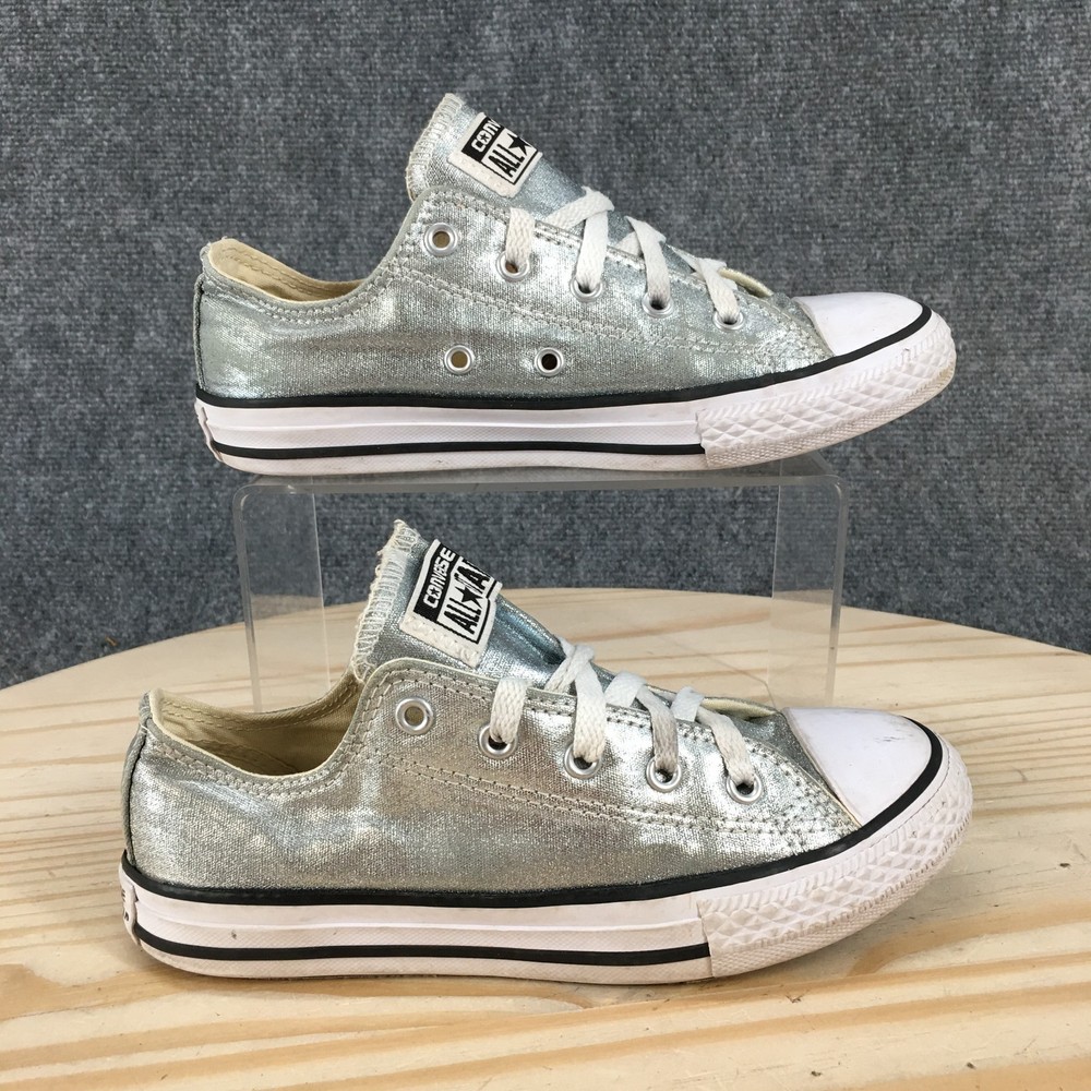Converse Shoes Youth 2 Silver Chuck Taylor All Star Sneakers Low Top 354038F