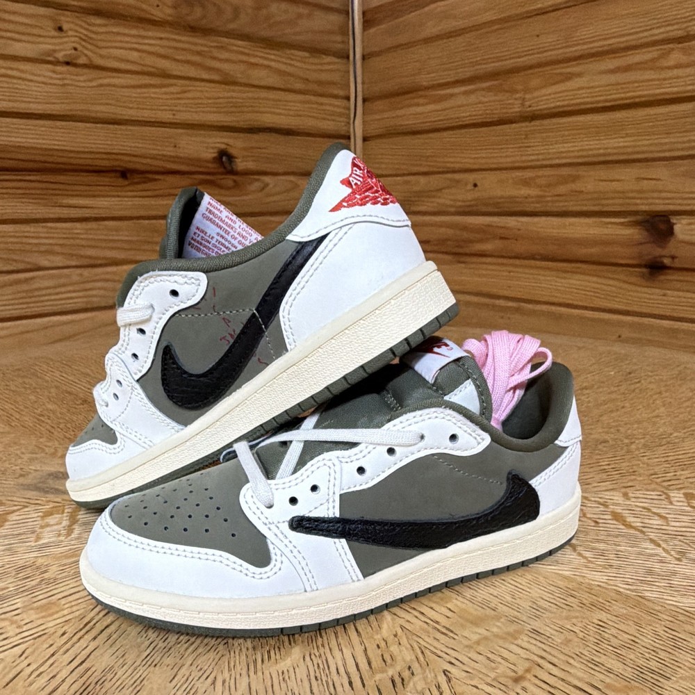Air Jordan 1 Low og Travis Scott Olive size 1Y new/no box