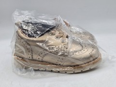 NEW Modern Moments by Gerber Unisex-Child Oxfords – Platinum – Size 7 Kids