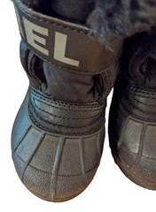 SOREL Little Kid’s Snow Commander Insulated Boots, Black/Charcoal Sz US 7