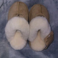 Bearpaw Loki Youth USA Size 5