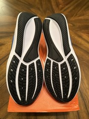 Nike Star Runner 3 (GS) – Size 6.5Y – DA2776-012