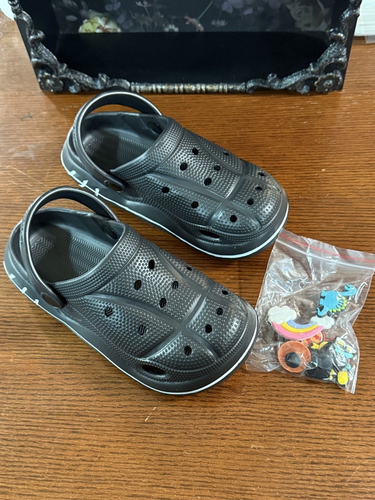 Classic Clogs/water Shoes Lightweight Size 13 Little Kids Black With Jibbitz