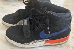 Nike Jordan 2013 Black Blue Orange Unisex Sneakers Youth Size 6.5Y Great Looking
