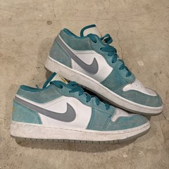 Air Jordan 1 Low SE (GS) Emerald D08244 301 Size 6Y