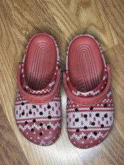 Crocs Classic Unisex Kids Fair Isle Red/White Rubber Clogs Slip On J4