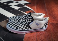 Vans – Asher – Checkerboard – Slip On – Sneakers – ( Size 7y ) Youth Kids