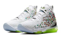 Nike LeBron 17 Mid Air Command Force – BQ5594-100