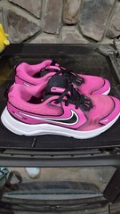 Hot Pink-Nike Cosmic Runner Big Kids‘ Road Running Shoes Size 6.5