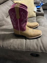 ariats kids boots size 13