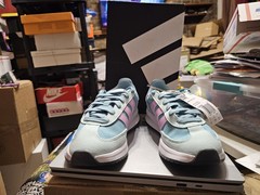 adidas Run 70s 2.0 J Colorblock Low Top Sneakers Kids US 3.5 JQ2884