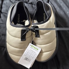 NEW Crocs Classic Puff Moc K J4 Beige Cream Black Slip On Shoes NWT