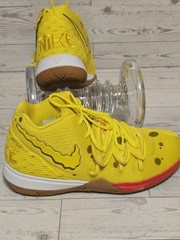 Nike Kyrie 5 x SpongeBob SquarePants PS 2.5Y Yellow Kids Sneakers