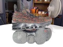 Nike Air Max LeBron 15 GS BHM Size 5Y Black/Red/Green/Metallic Gold 943762-900