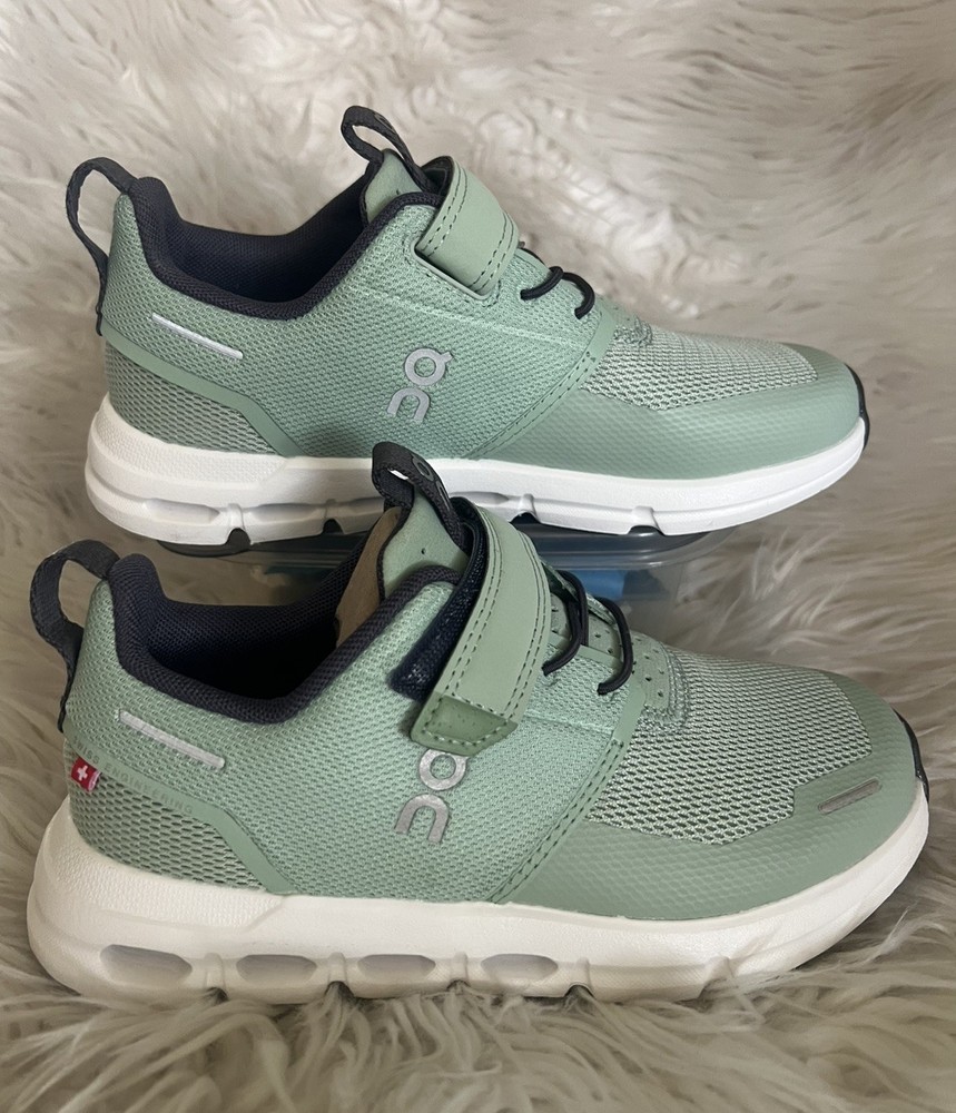 On Cloud Play, Sage White, K13, comfortable sneaker designed for kids, New🔥🔥🔥