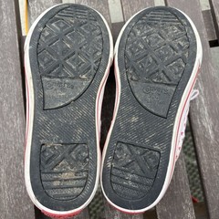 Converse Chuck Taylor All Star Juniors White Red Heart Low Shoes Size 2 *read*