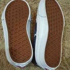 New Vans Authentic Skate Shoes – Stars and stripe – Kid’s Size 11.5