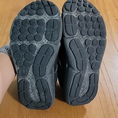 Under Armour Charged Assert 10 Kids Running Shoes Black 3026183-002 Size 3Y