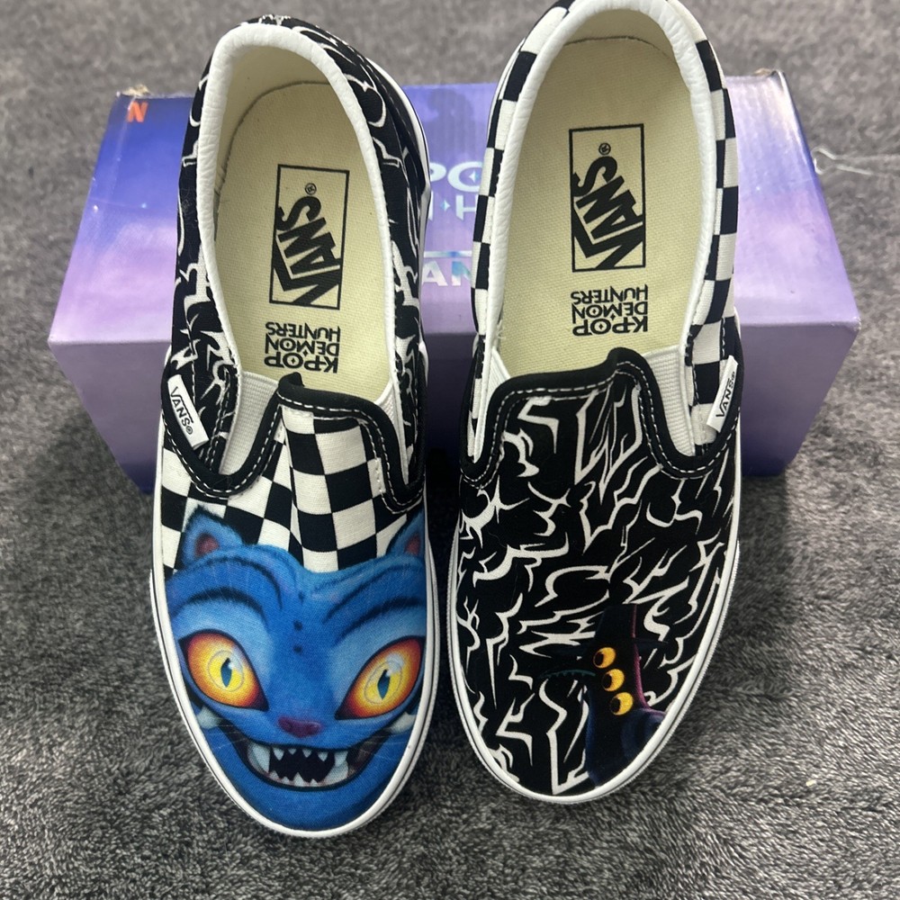 Size 4.5 – KPop Demon Hunters – Derpy Tiger VANS Shoes Brand New In Box