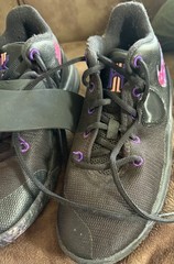 Nike Kyrie Flytrap 2 Unisex Kids Athletic Sneakers Black/Purple/Pink 6Y