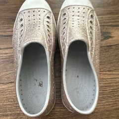 Native Jefferson Slip-On Sneakers Rose Gold Glitter US 7 Plastic Washable