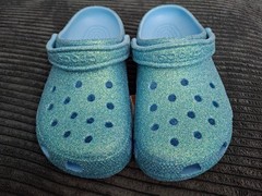 Crocs Kids Size 5/7 They Run Small Please See Photos Blue/Teal Sparkly Light Blu