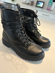 Black Combat High Top Boots Lace-Up Zip Unisex Kids Size 8 Flat Rubber Casual